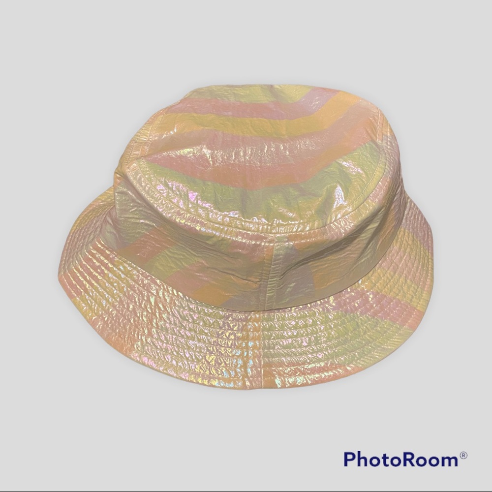 Reason Clothing Iridescent Bucket Hat (One Size Fits All)